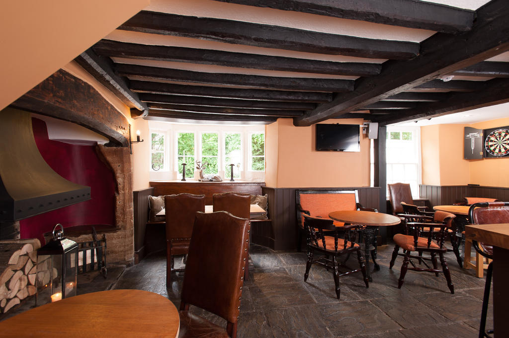 The Wychwood Inn Shipton under Wychwood Extérieur photo