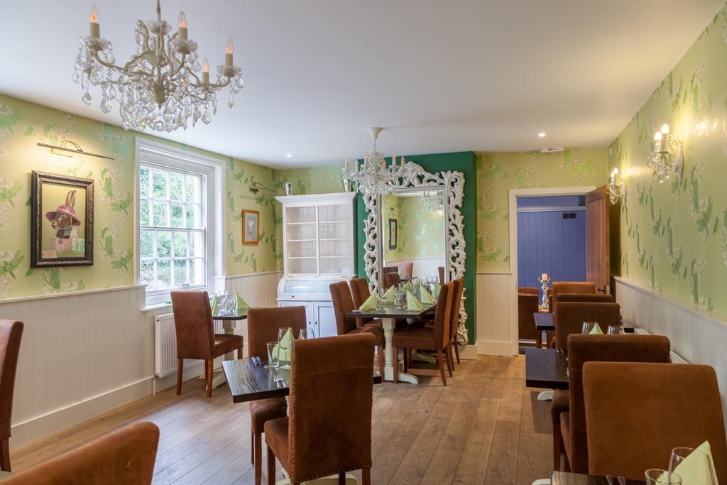 The Wychwood Inn Shipton under Wychwood Extérieur photo