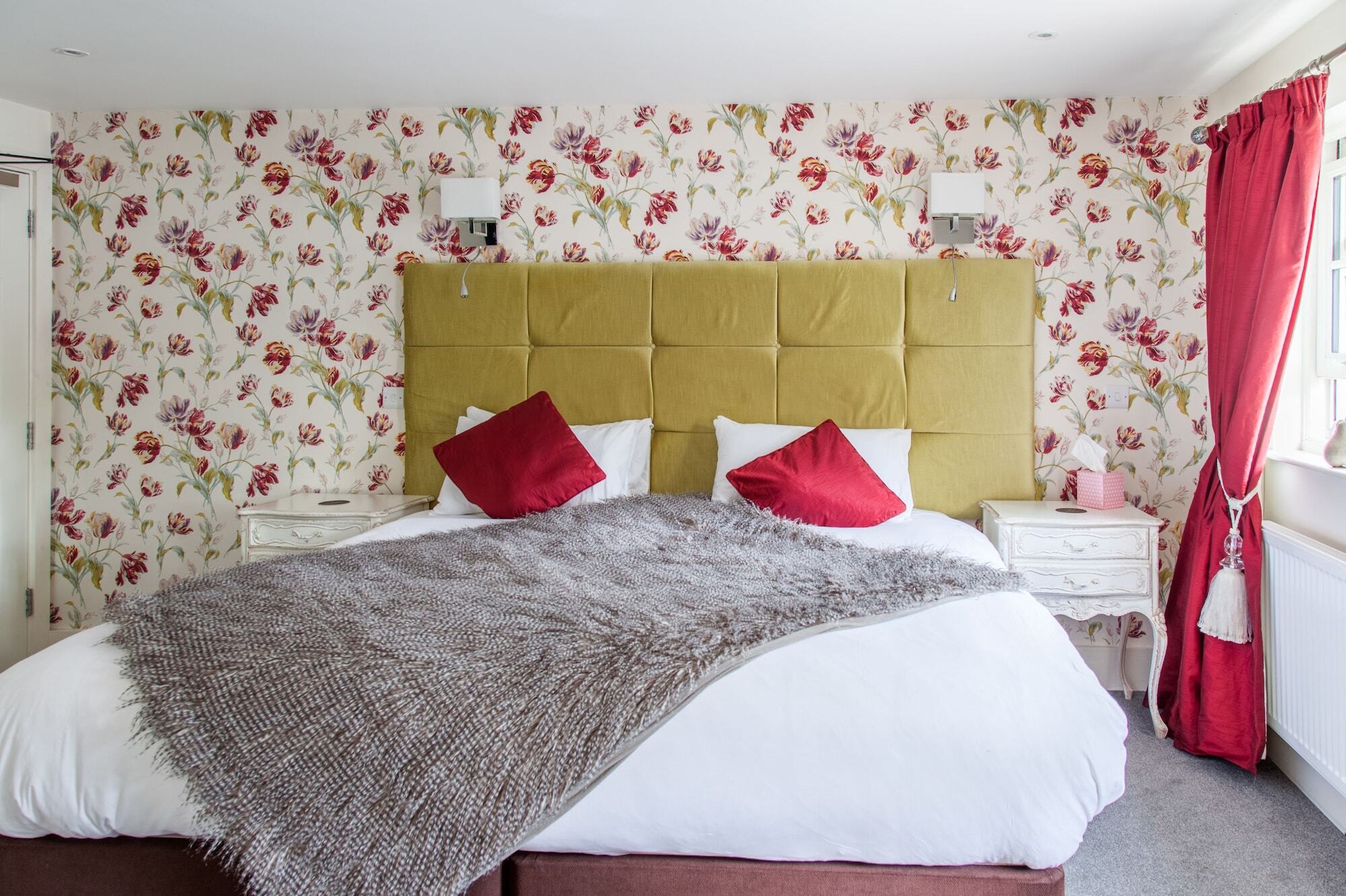 The Wychwood Inn Shipton under Wychwood Extérieur photo